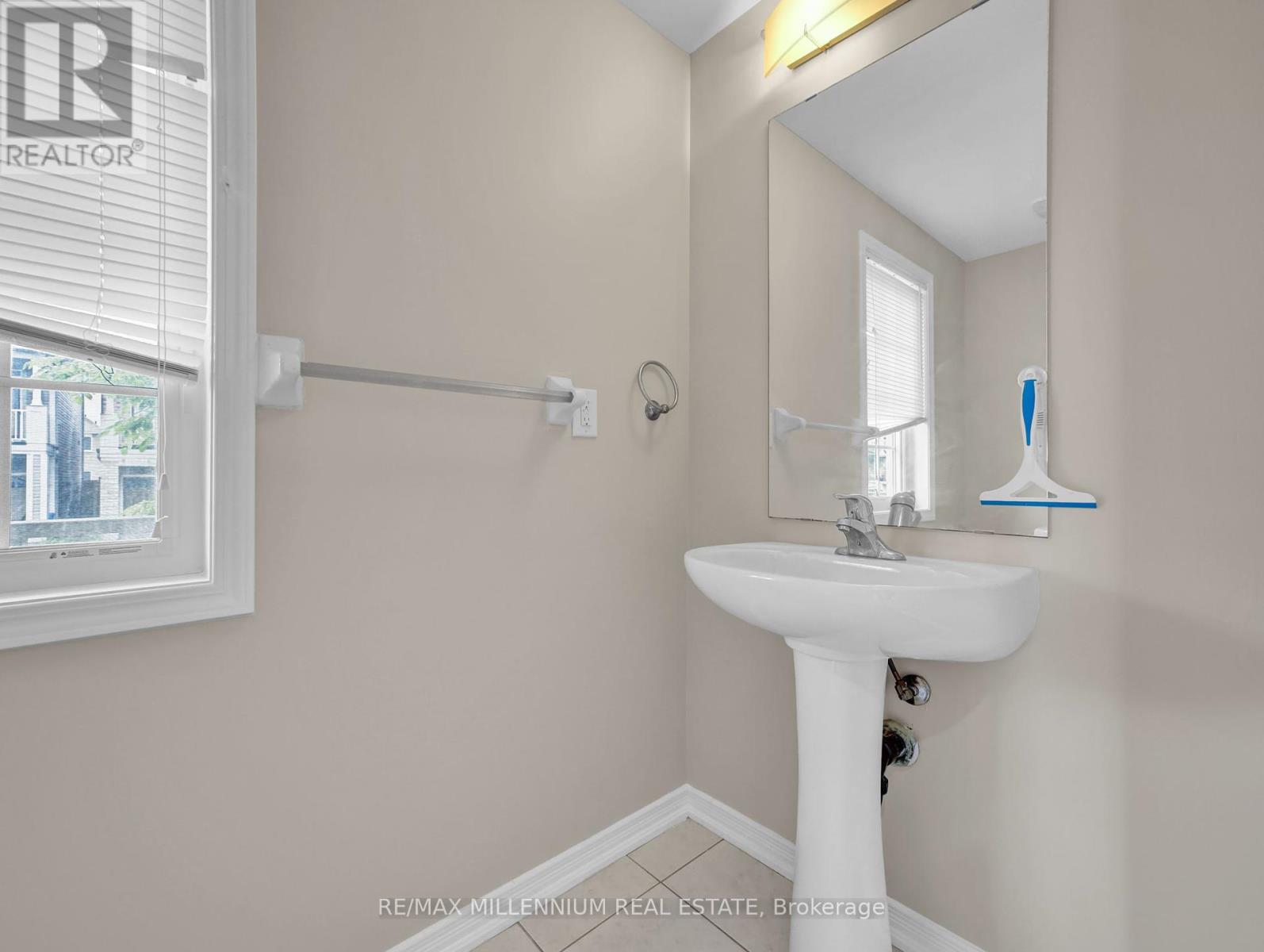 42 Pollard Street, Brantford, Ontario  N3T 5L5 - Photo 15 - X12205559