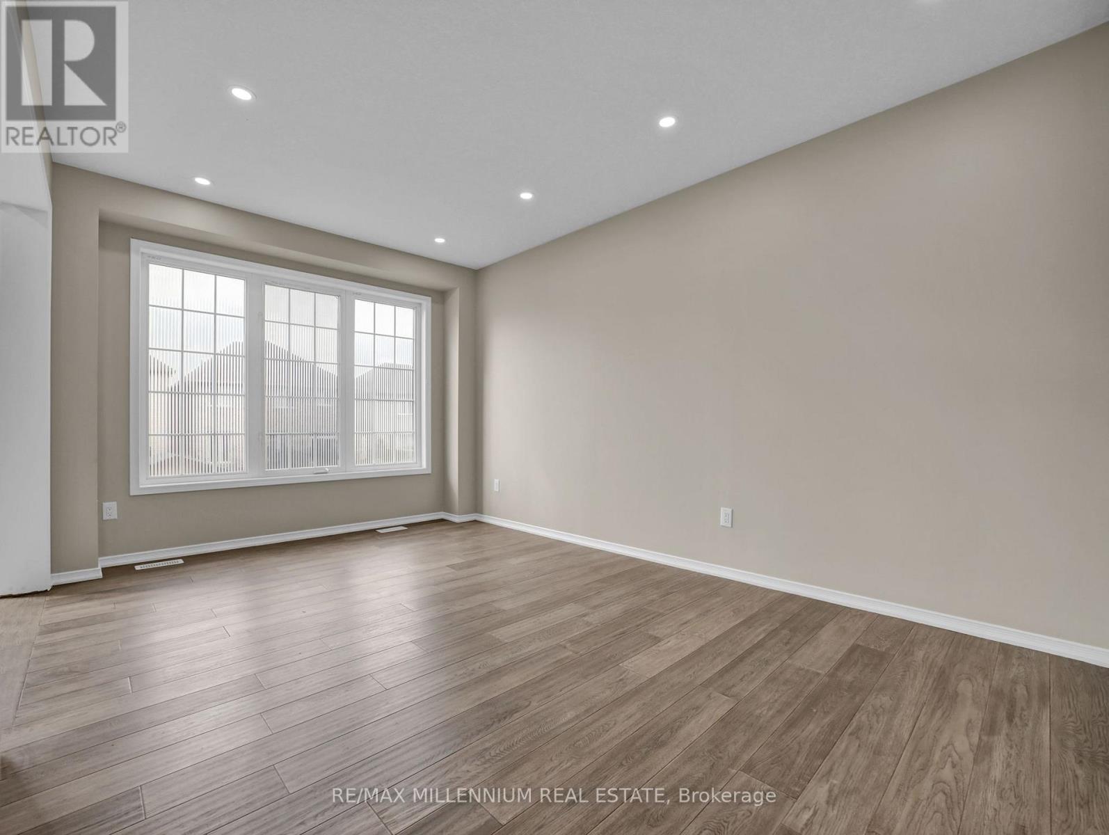 42 Pollard Street, Brantford, Ontario  N3T 5L5 - Photo 8 - X12205559