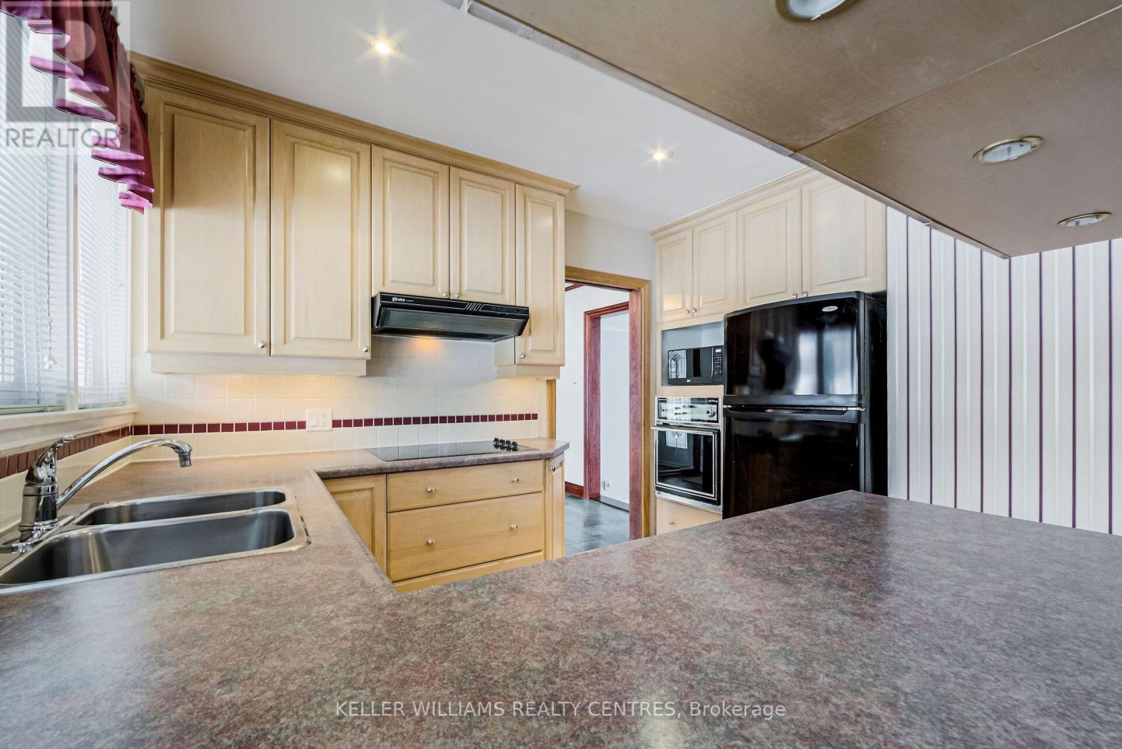 9 Wood Dale Drive, St. Catharines, Ontario  L2T 1Y9 - Photo 15 - X12205570