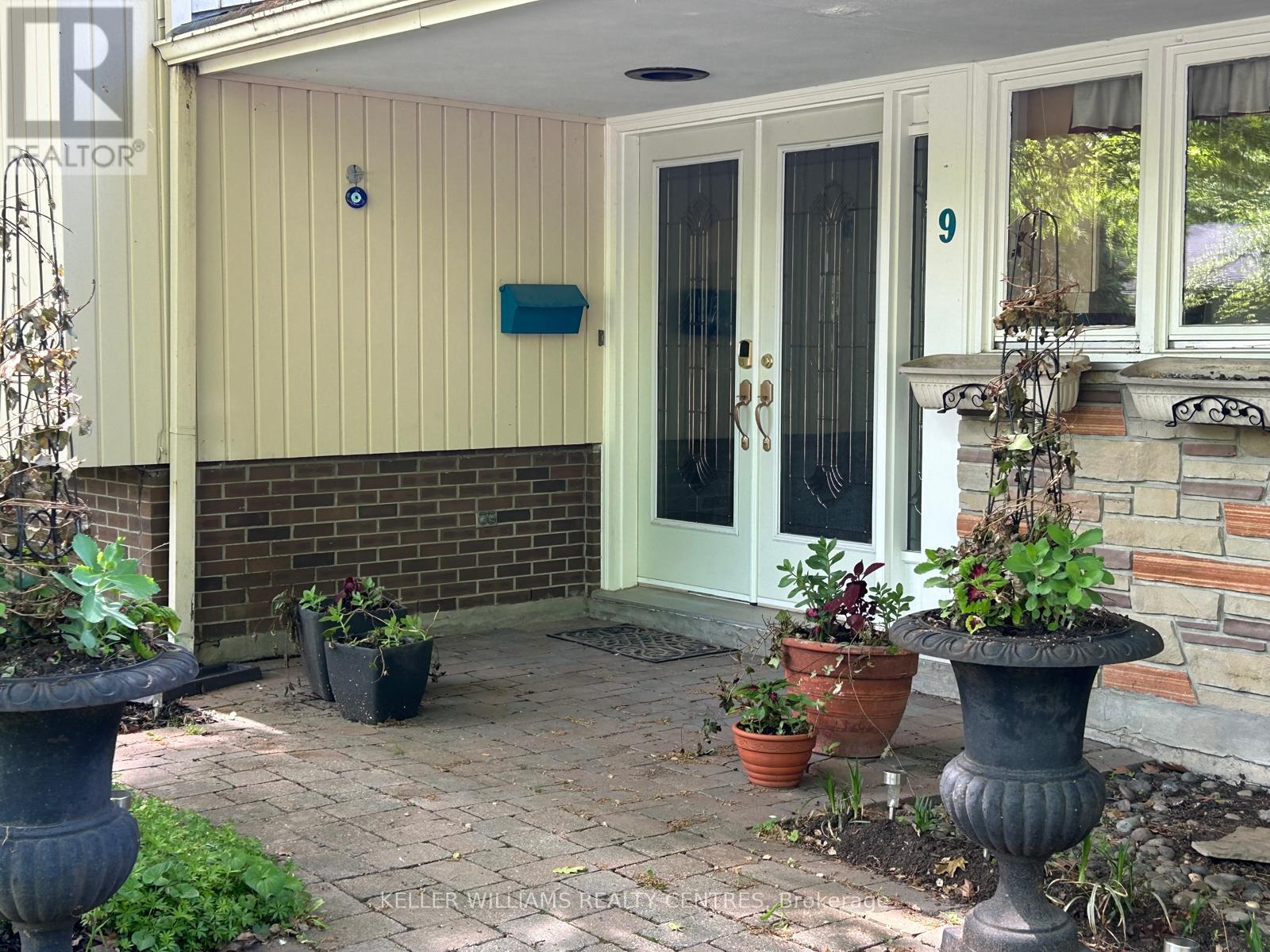 9 Wood Dale Drive, St. Catharines, Ontario  L2T 1Y9 - Photo 5 - X12205570