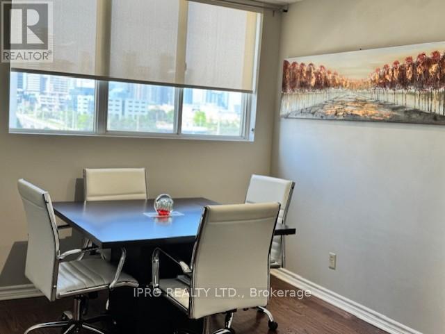 802 - 3700 Kaneff Crescent, Mississauga, Ontario  L5A 4B8 - Photo 3 - W12205441