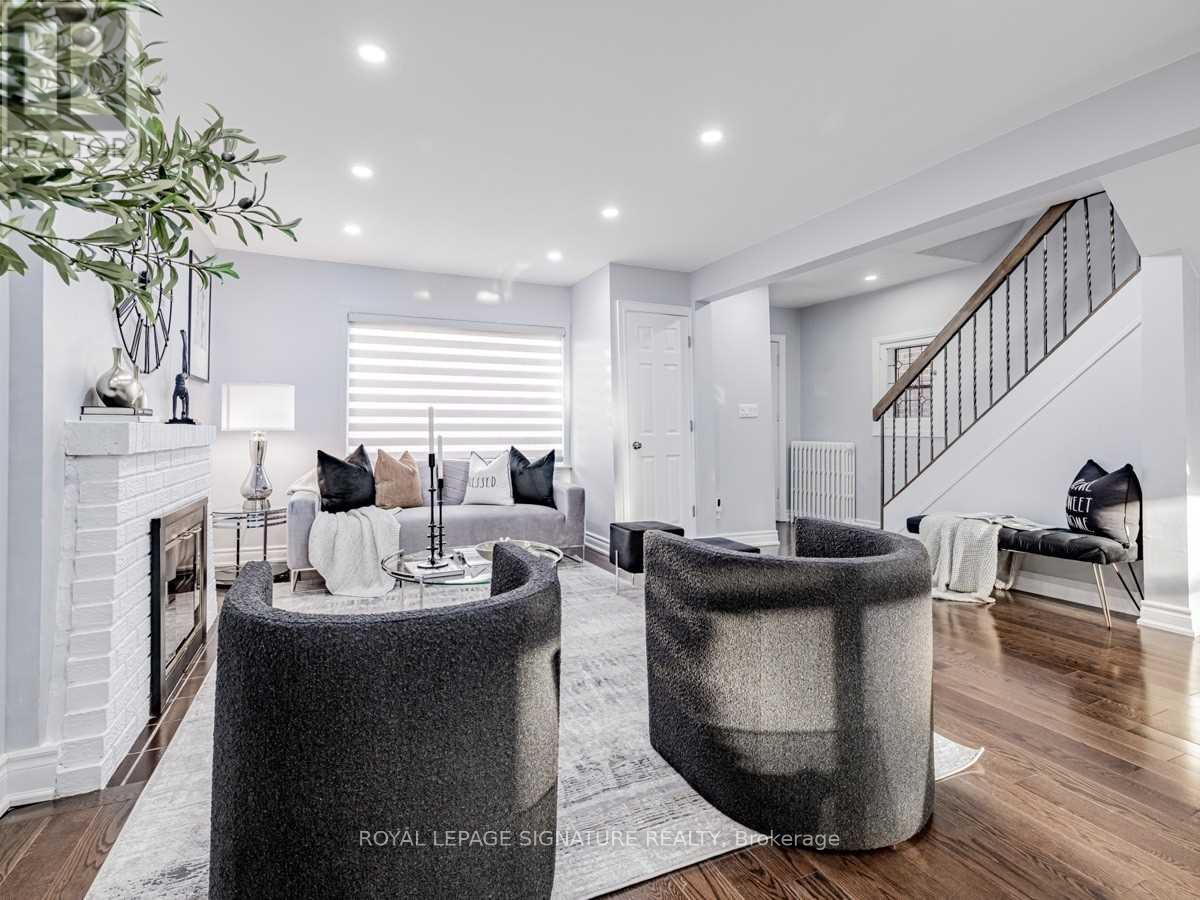 23 Lorindale Avenue, Toronto, Ontario  M5M 3C3 - Photo 10 - C12195231