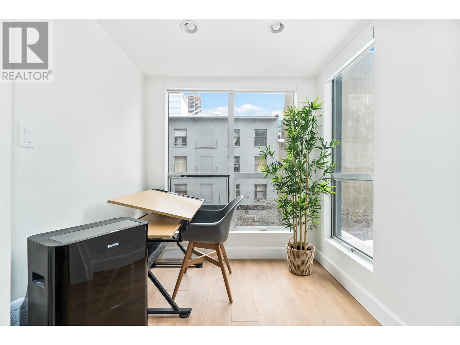 Listing Picture 19 of 19 : 301 933 SEYMOUR STREET, Vancouver / 溫哥華 - 魯藝地產 Yvonne Lu Group - MLS Medallion Club Member