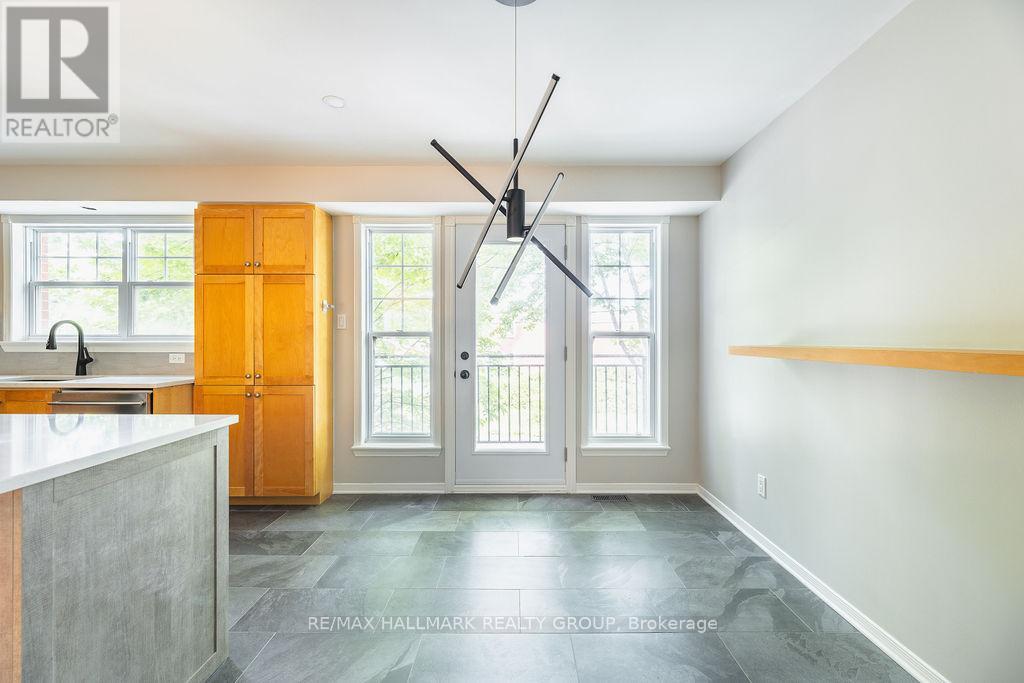 257 Mart Circle, Ottawa, Ontario  K1K 4S6 - Photo 16 - X12205611
