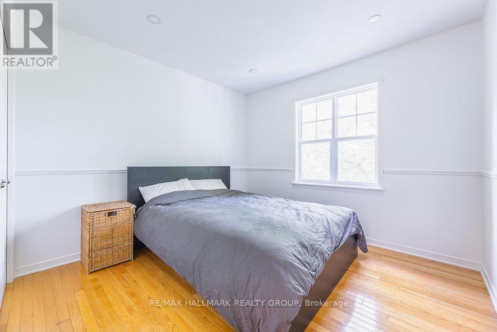 257 Mart Circle, Ottawa, Ontario  K1K 4S6 - Photo 26 - X12205611