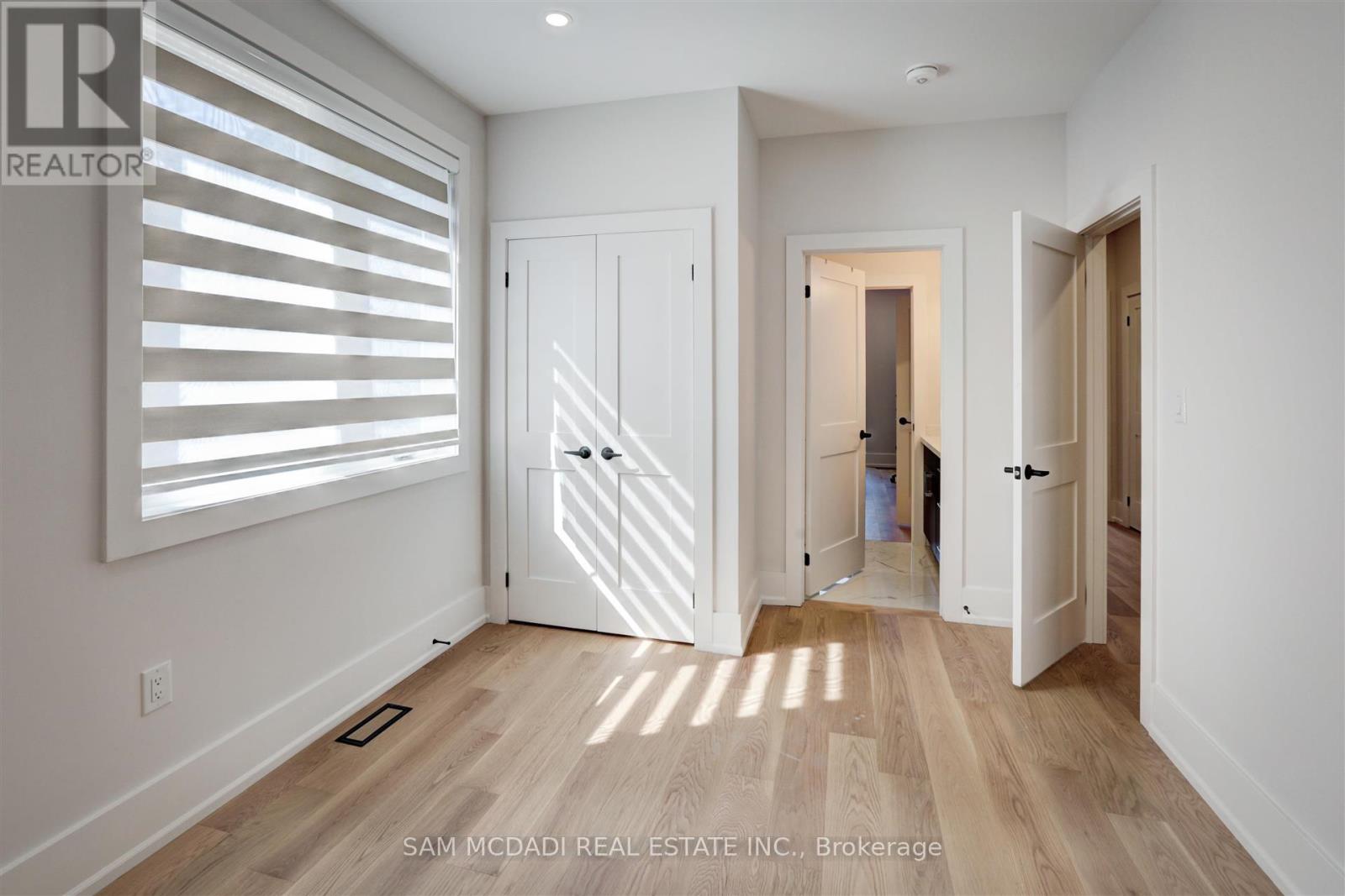 177 Aldercrest Road, Toronto (Alderwood), Ontario  M8W 4J2 - Photo 10 - W12117011
