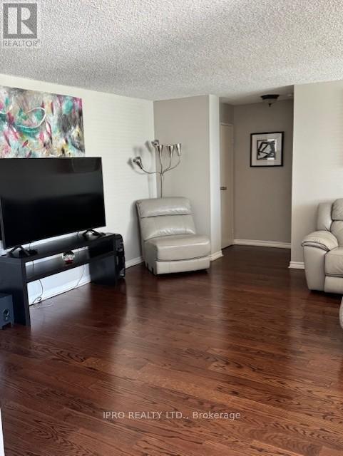 802 - 3700 Kaneff Crescent, Mississauga, Ontario  L5A 4B8 - Photo 10 - W12205441