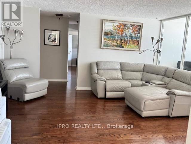 802 - 3700 Kaneff Crescent, Mississauga, Ontario  L5A 4B8 - Photo 13 - W12205441