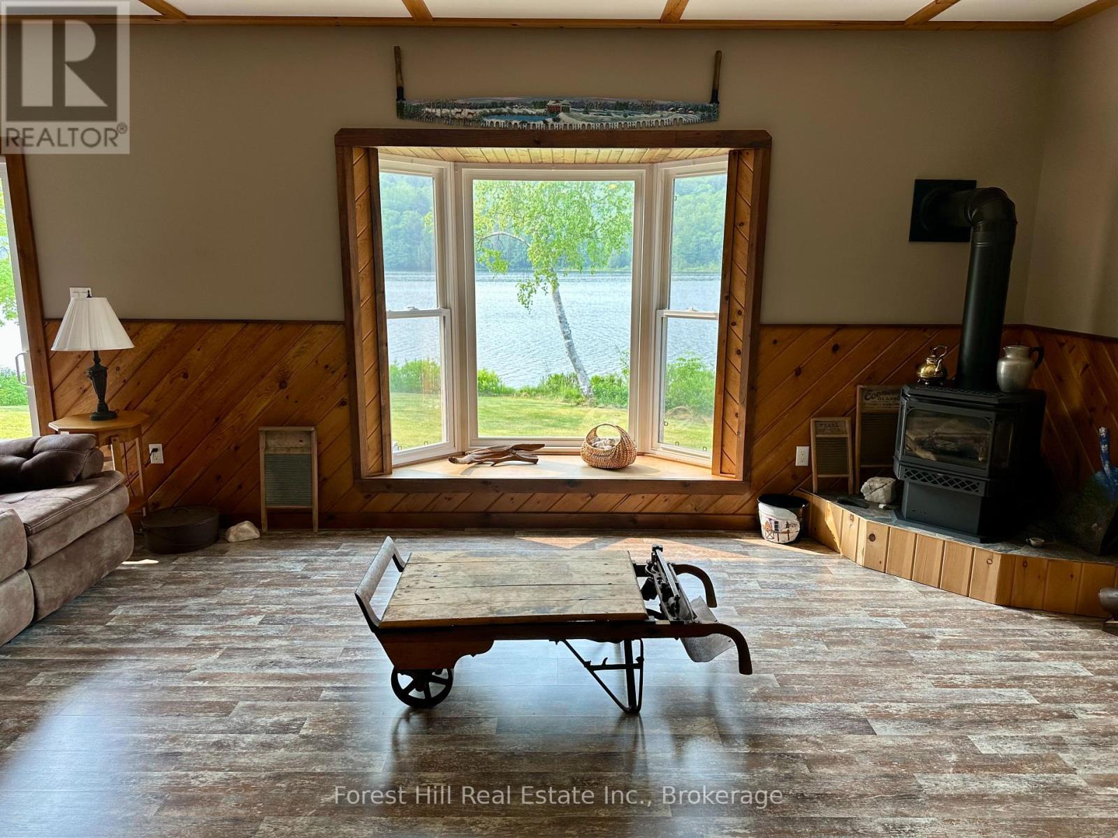 315 Little Long Lake Road, Parry Sound Remote Area, Ontario  P0H 1S0 - Photo 8 - X12205612
