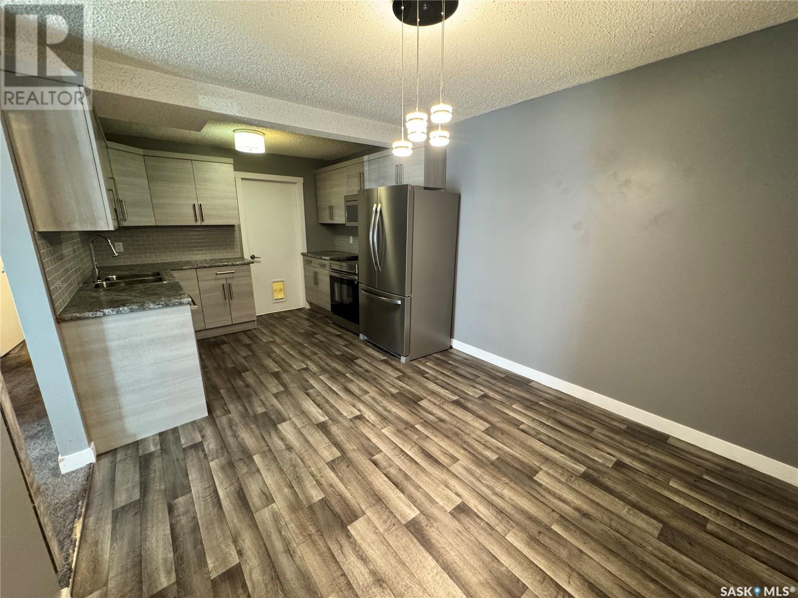 7247 Dalgliesh Drive, Regina, Saskatchewan  S4X 2B8 - Photo 8 - SK005872