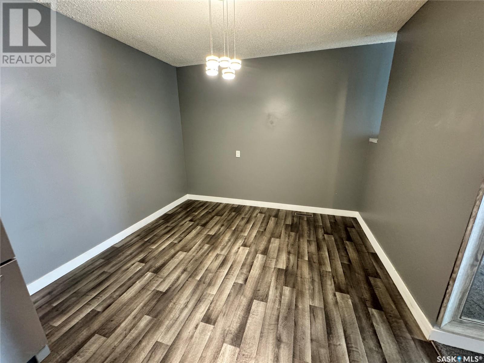 7247 Dalgliesh Drive, Regina, Saskatchewan  S4X 2B8 - Photo 12 - SK005872