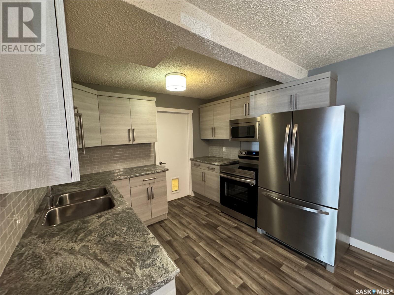 7247 Dalgliesh Drive, Regina, Saskatchewan  S4X 2B8 - Photo 7 - SK005872