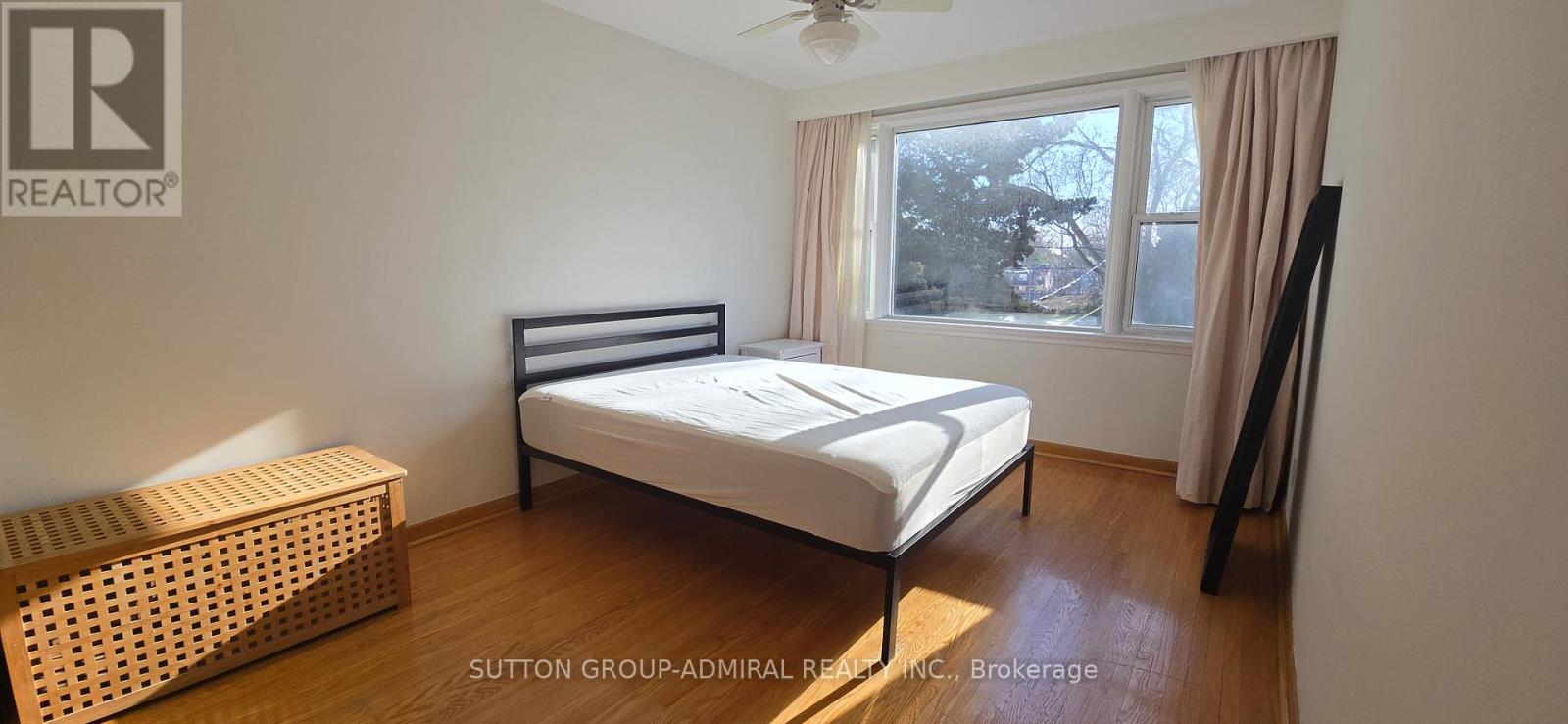 137 Evelyn Avenue, Toronto, Ontario  M6P 2Z6 - Photo 11 - W12088376