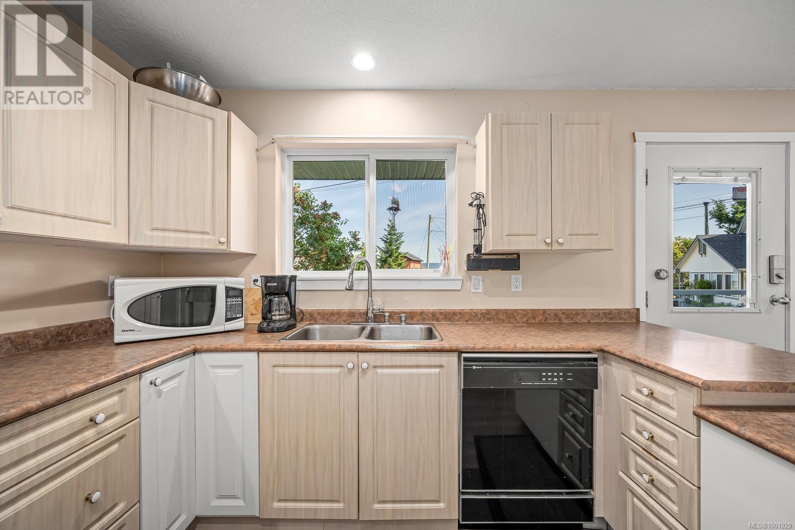 5 6919 Island Hwy W, Bowser, British Columbia  V0R 1G0 - Photo 7 - 1001929