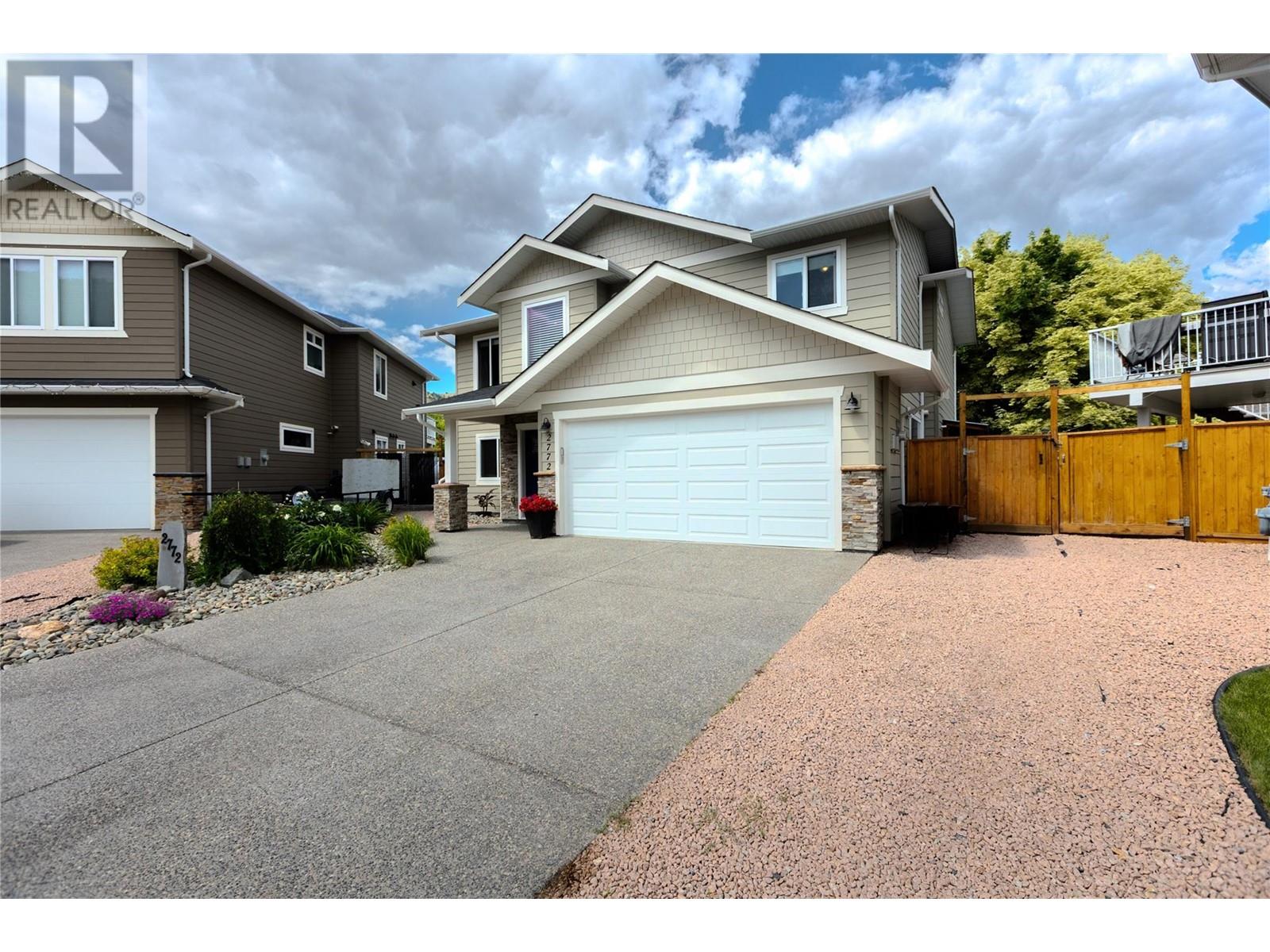 Property at 2772 BEACHMOUNT Crescent image 1