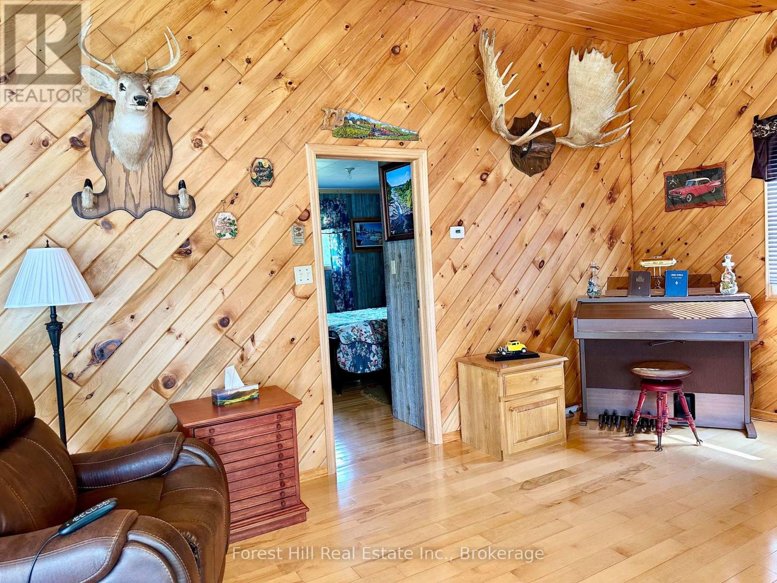 315 Little Long Lake Road, Parry Sound Remote Area, Ontario  P0H 1S0 - Photo 24 - X12205612