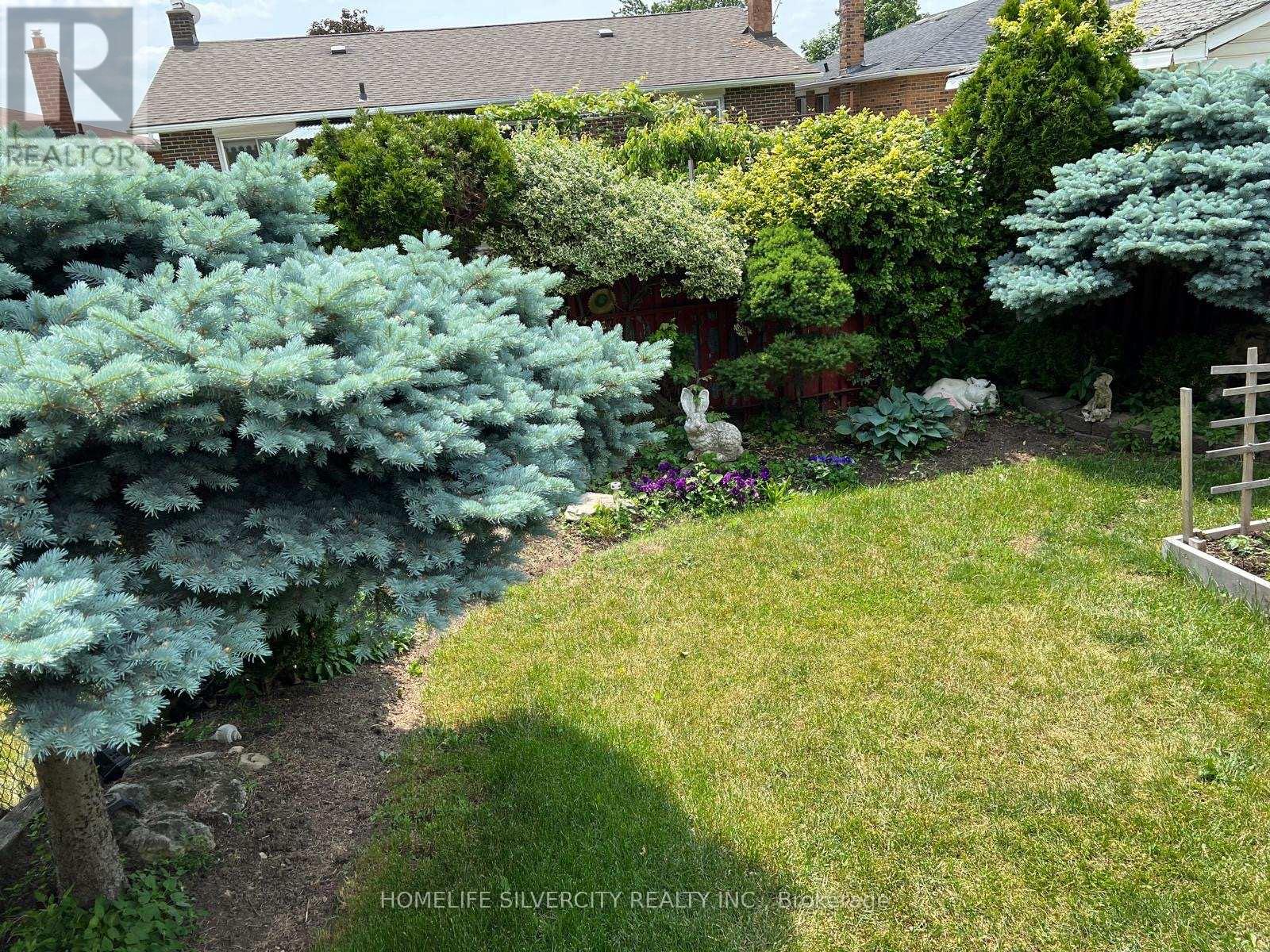 21 Ashford Court, Brampton, Ontario  L6V 3E2 - Photo 21 - W12205348