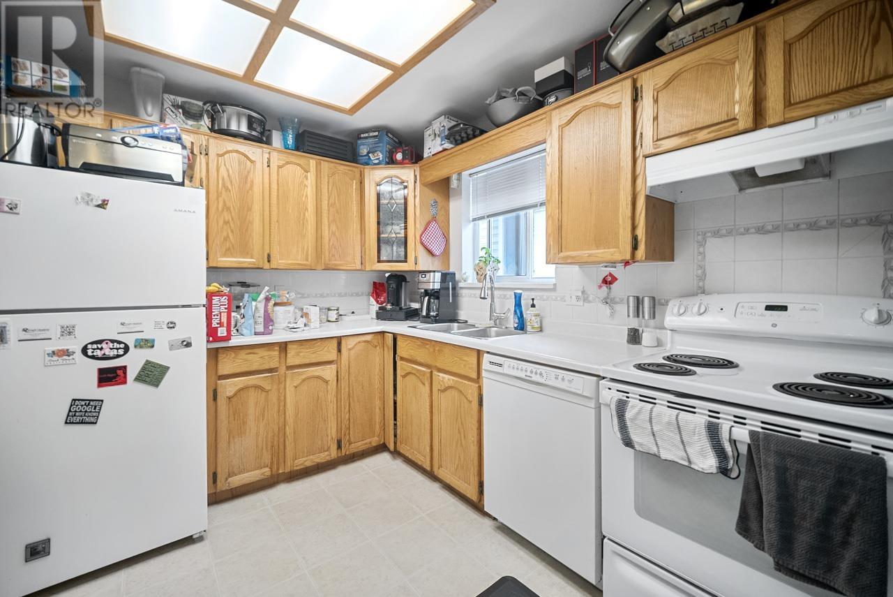 11484 207 Street, Maple Ridge, British Columbia  V2X 1X1 - Photo 7 - R3012707