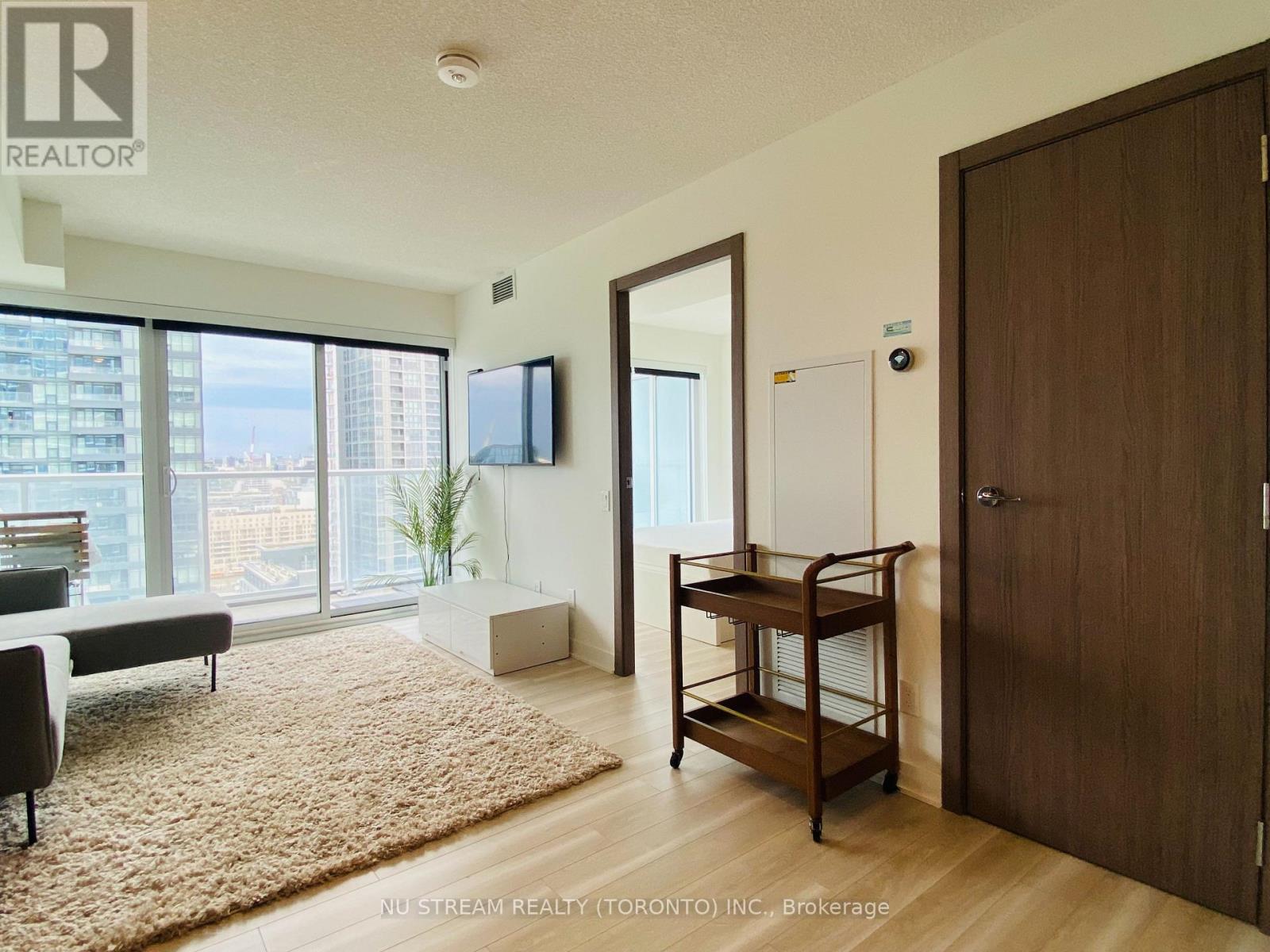 2609 - 17 Bathurst Street, Toronto, Ontario  M5V 0N1 - Photo 2 - C12205599