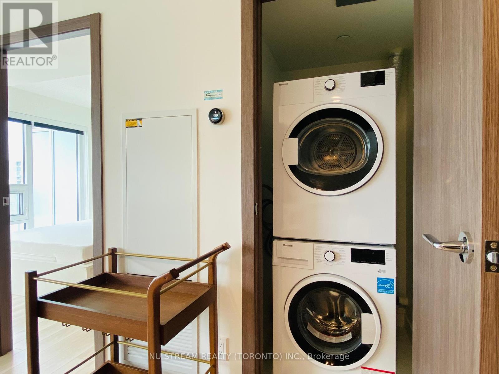 2609 - 17 Bathurst Street, Toronto, Ontario  M5V 0N1 - Photo 8 - C12205599