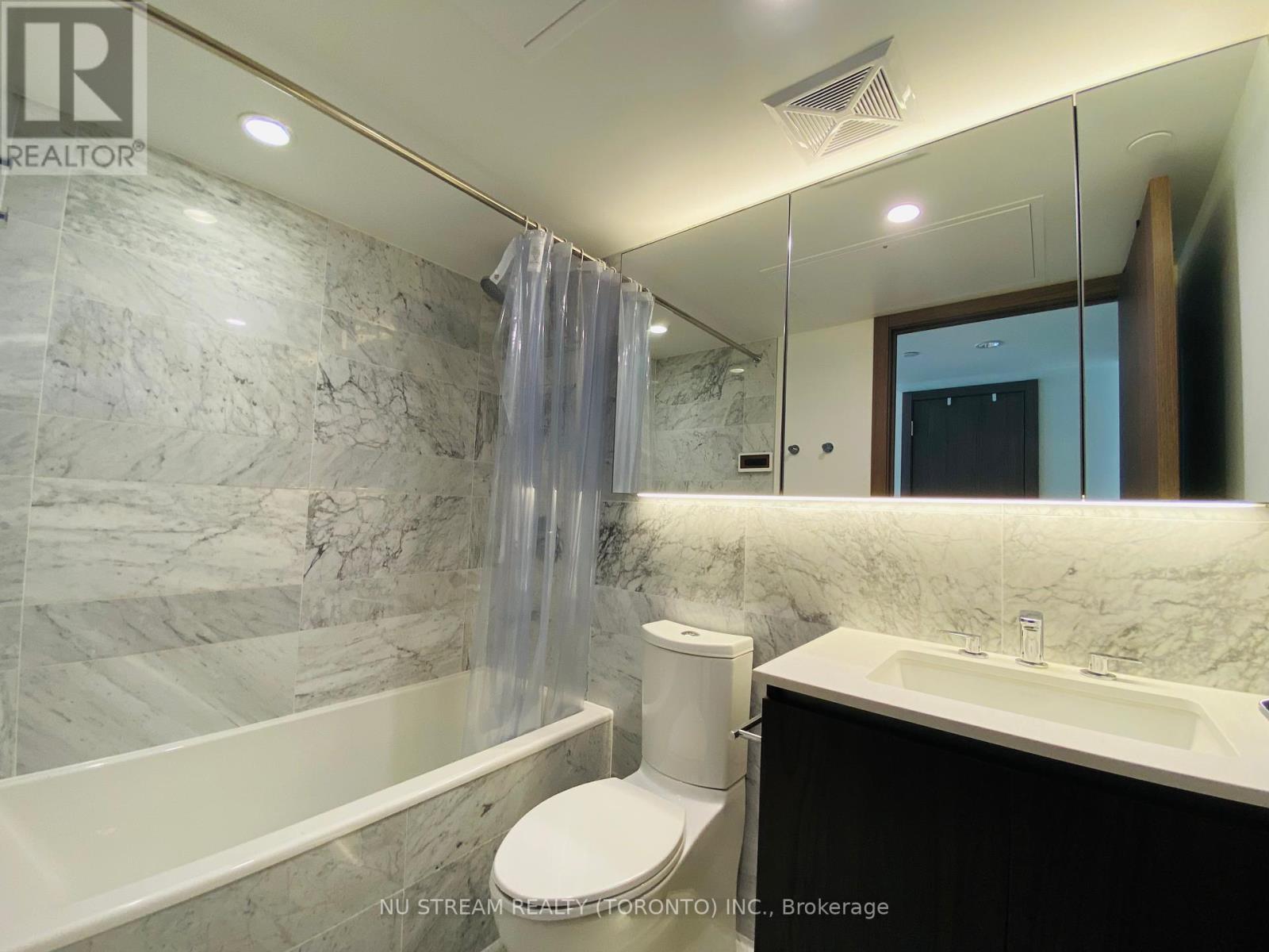 2609 - 17 Bathurst Street, Toronto, Ontario  M5V 0N1 - Photo 9 - C12205599