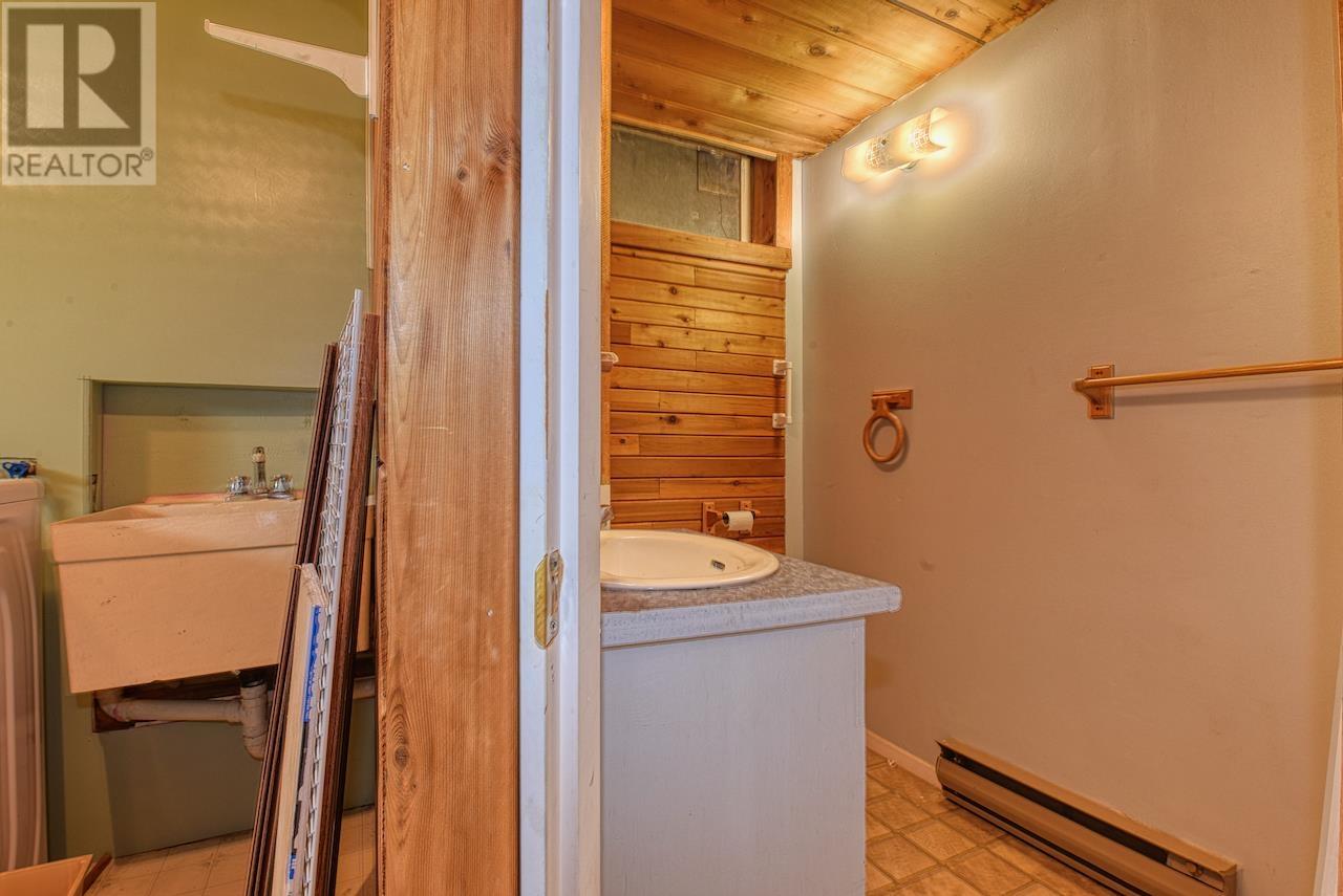 355 Smith Street, Williams Lake, British Columbia  V2G 4A2 - Photo 17 - R3012689