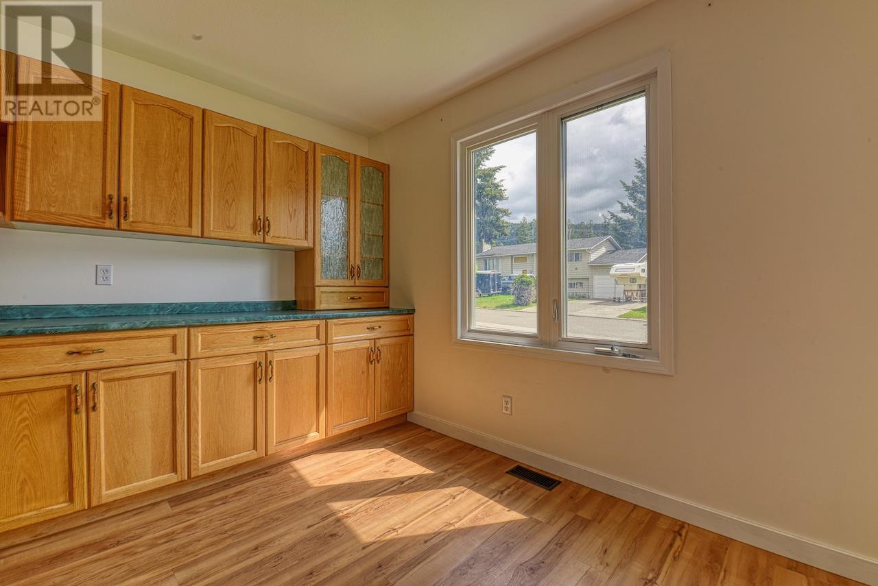355 Smith Street, Williams Lake, British Columbia  V2G 4A2 - Photo 4 - R3012689