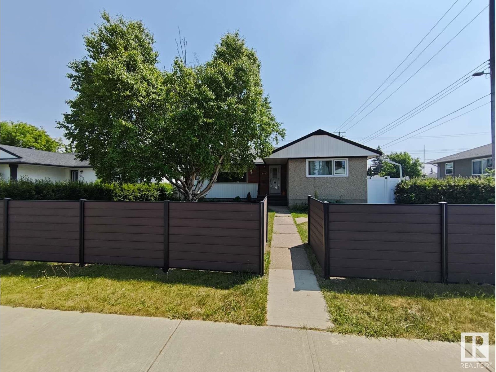 Property at 8023 70 AV NW image 1