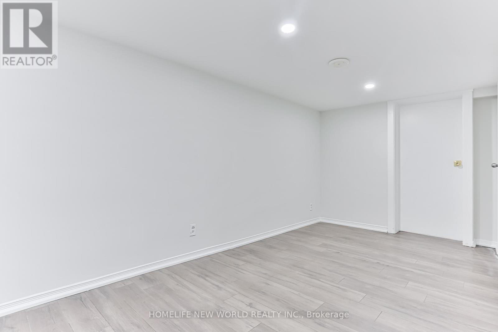 3 Erlesmere Avenue, Brampton, Ontario  L6W 2T4 - Photo 14 - W12205602