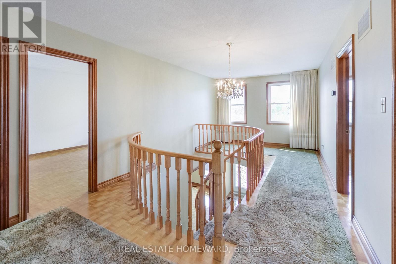 81a St Andrews Boulevard, Toronto, Ontario  M9R 1W4 - Photo 18 - W12205625