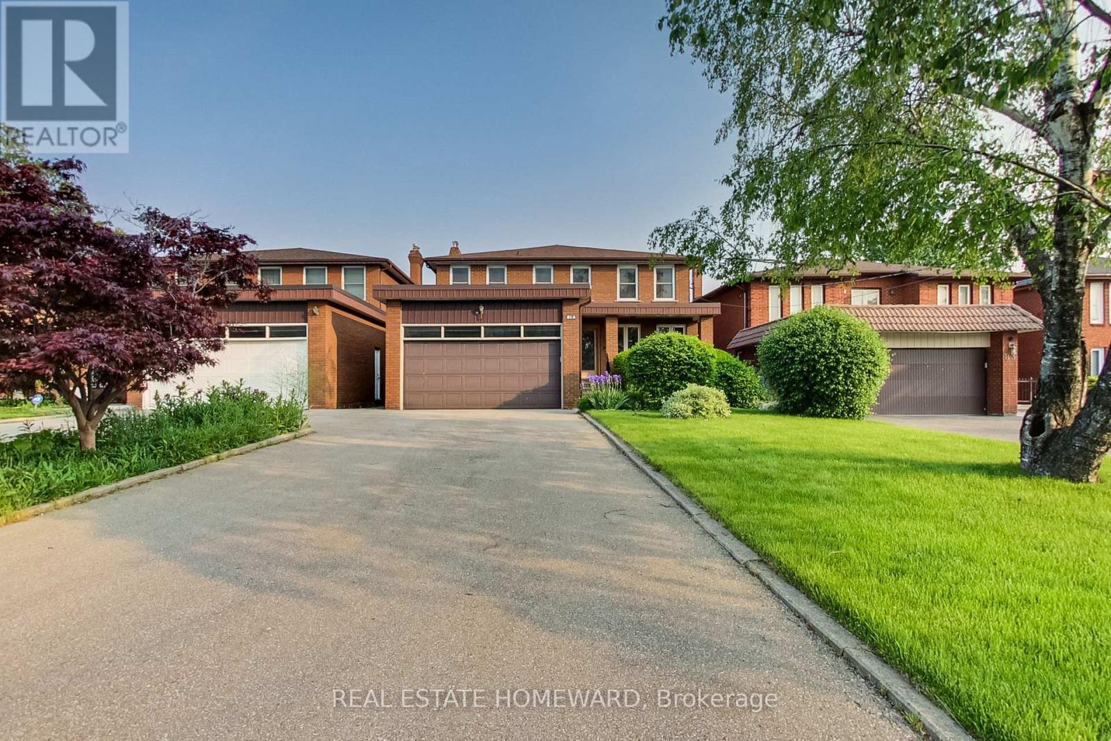 81a St Andrews Boulevard, Toronto, Ontario  M9R 1W4 - Photo 2 - W12205625