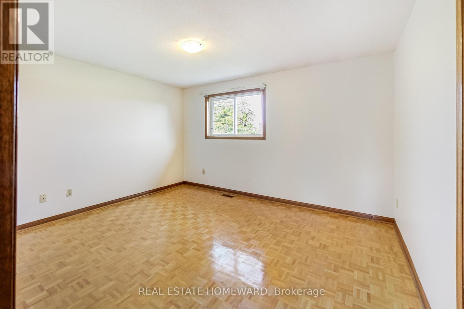 81a St Andrews Boulevard, Toronto, Ontario  M9R 1W4 - Photo 22 - W12205625