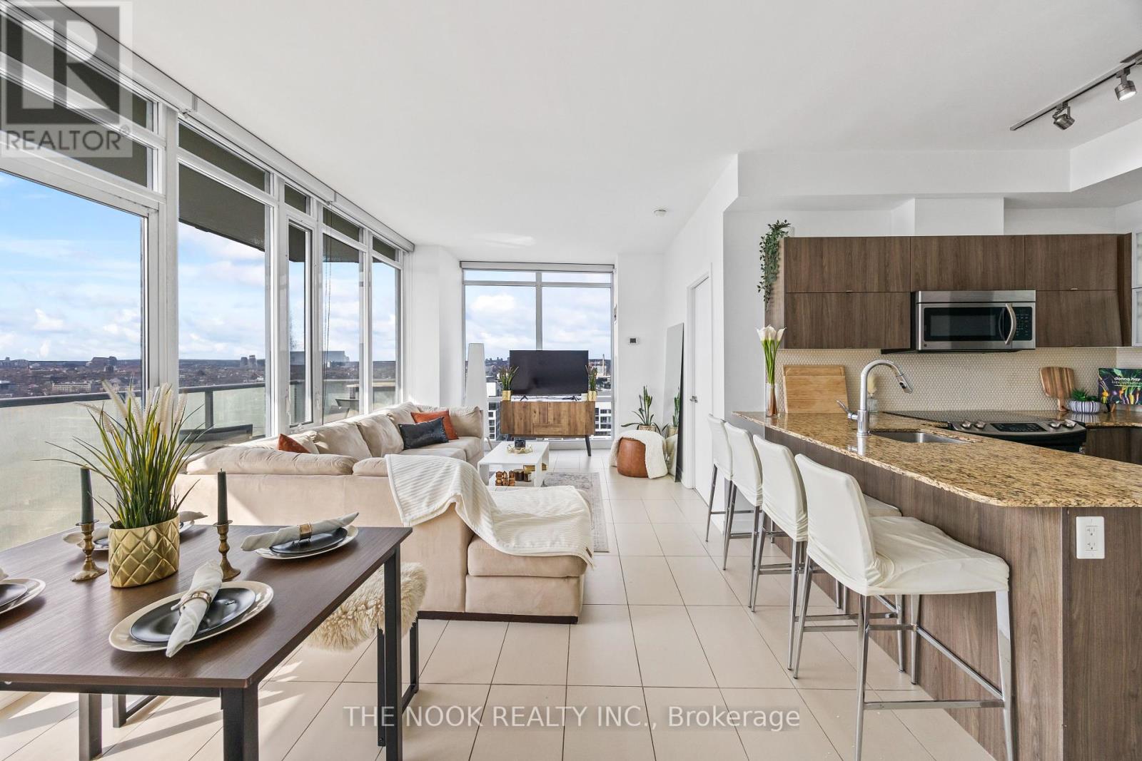 2602 - 170 Fort York Boulevard, Toronto, Ontario  M5V 0E6 - Photo 10 - C12035478