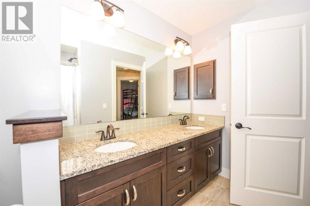 89 Legacy Green Se, Calgary, Alberta  T2X 0X6 - Photo 36 - A2208627