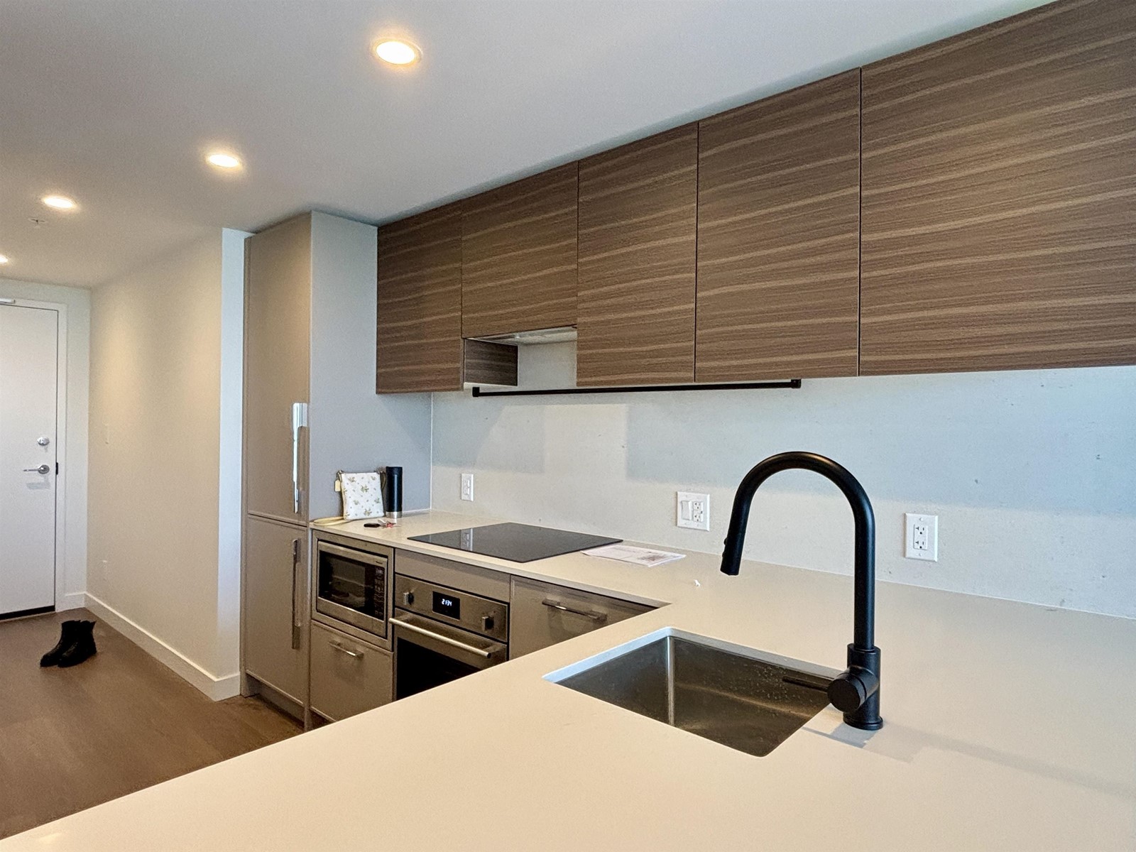 3002 13745 George Street, Surrey, British Columbia  V3T 4Y3 - Photo 10 - R3012713