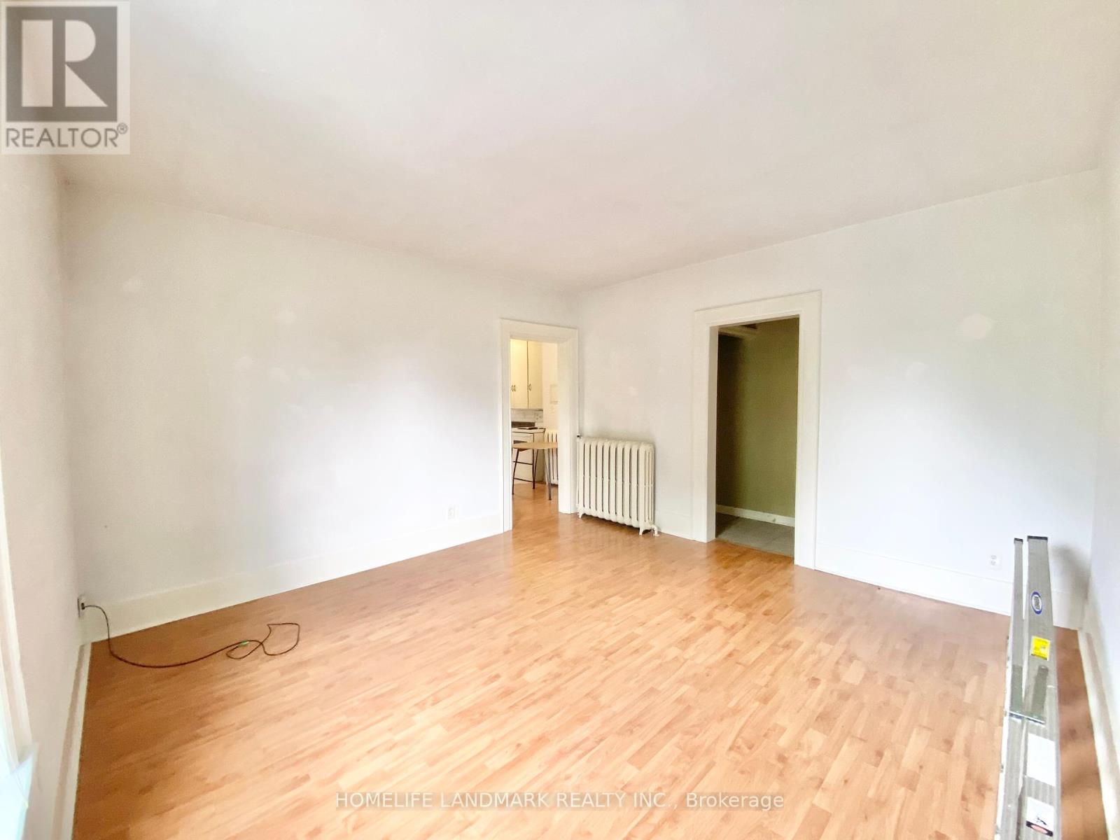 4 - 292 William Street E, Oshawa, Ontario  L1G 1K8 - Photo 3 - E12205097