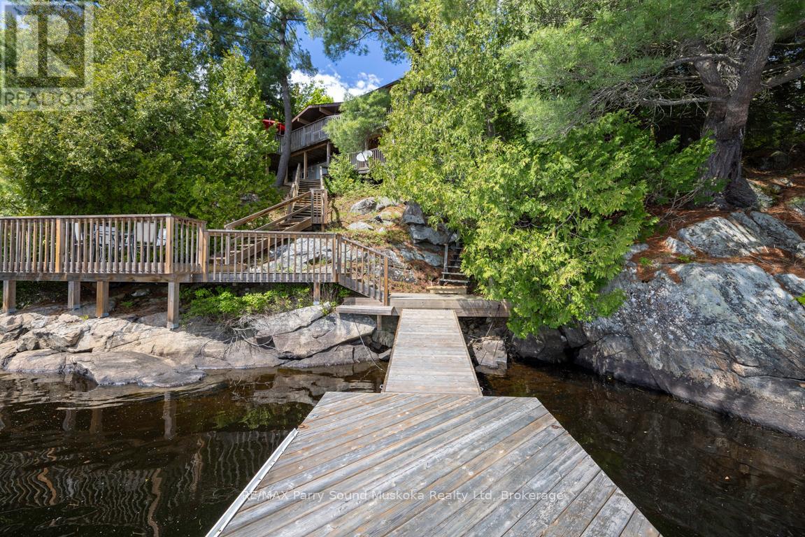 213 Dunchurch Estates Road, Whitestone, Ontario  P0A 1G0 - Photo 9 - X12178101