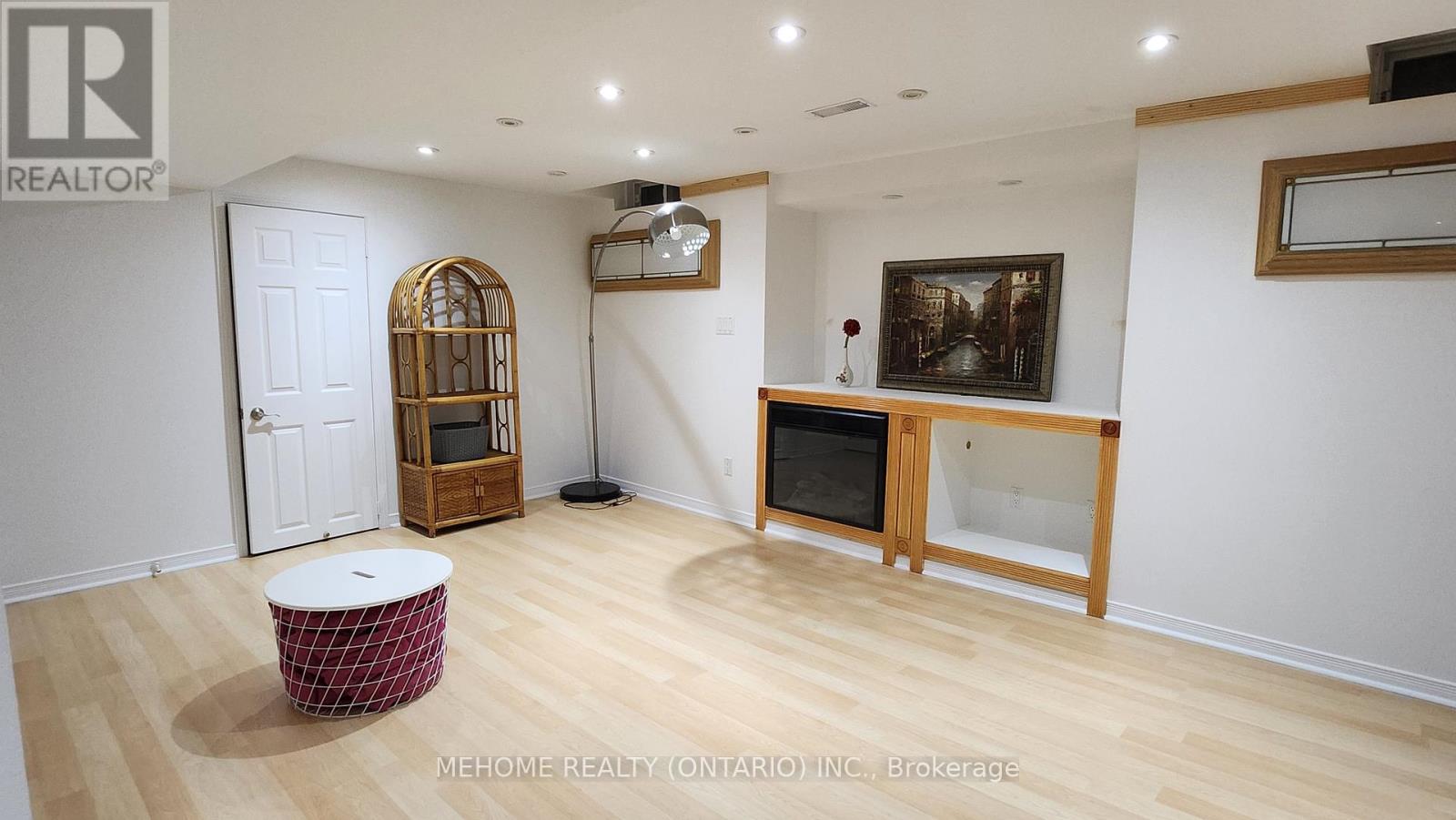 201 Selwyn Road, Richmond Hill, Ontario  L4E 5E9 - Photo 33 - N12205324