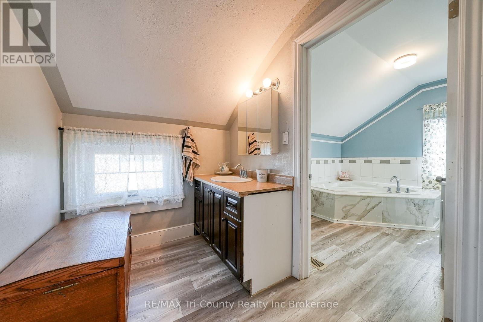 9693 Culloden Road, Bayham, Ontario  N0J 1H0 - Photo 32 - X12203744