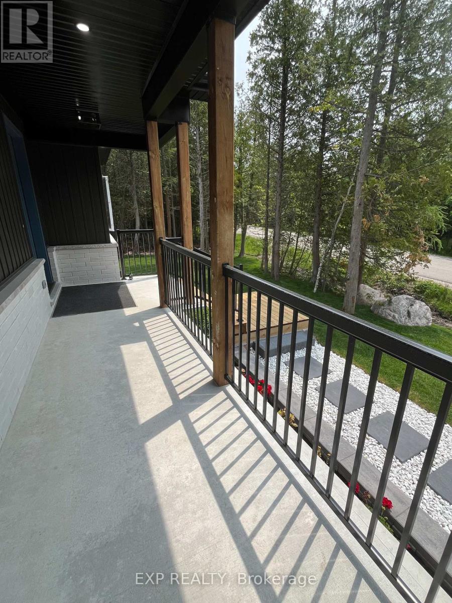Property at 48 IROQUOIS CRESCENT image 3