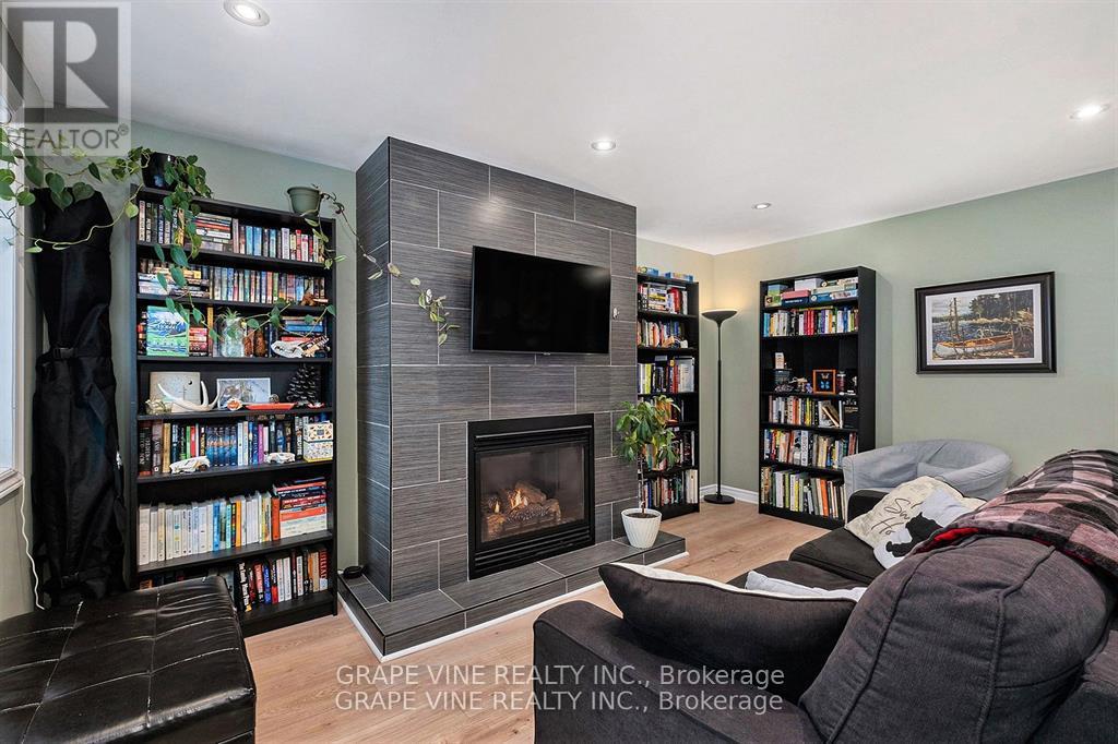 261 Elgin Street W, Arnprior, Ontario  K7S 1P5 - Photo 5 - X12205662