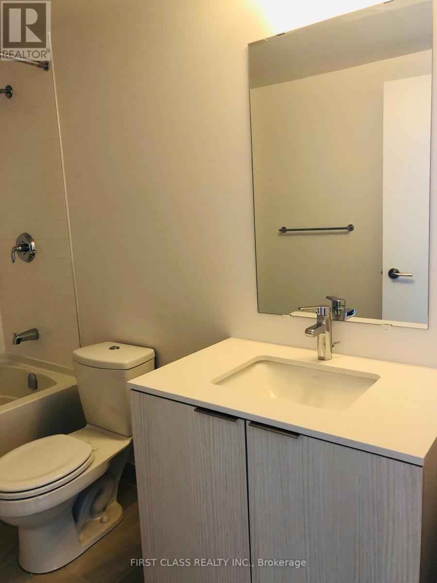 4509 - 11 Wellesley Street W, Toronto, Ontario  M4Y 1E8 - Photo 13 - C12205645