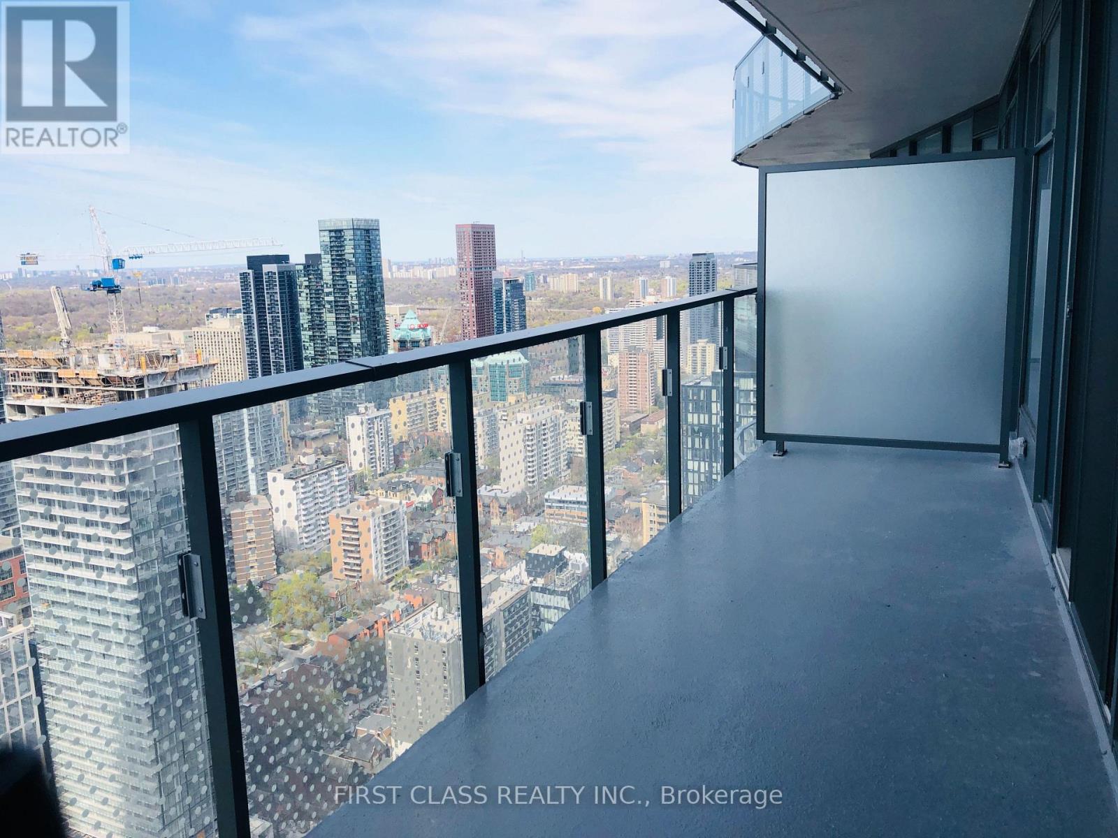 4509 - 11 Wellesley Street W, Toronto, Ontario  M4Y 1E8 - Photo 17 - C12205645
