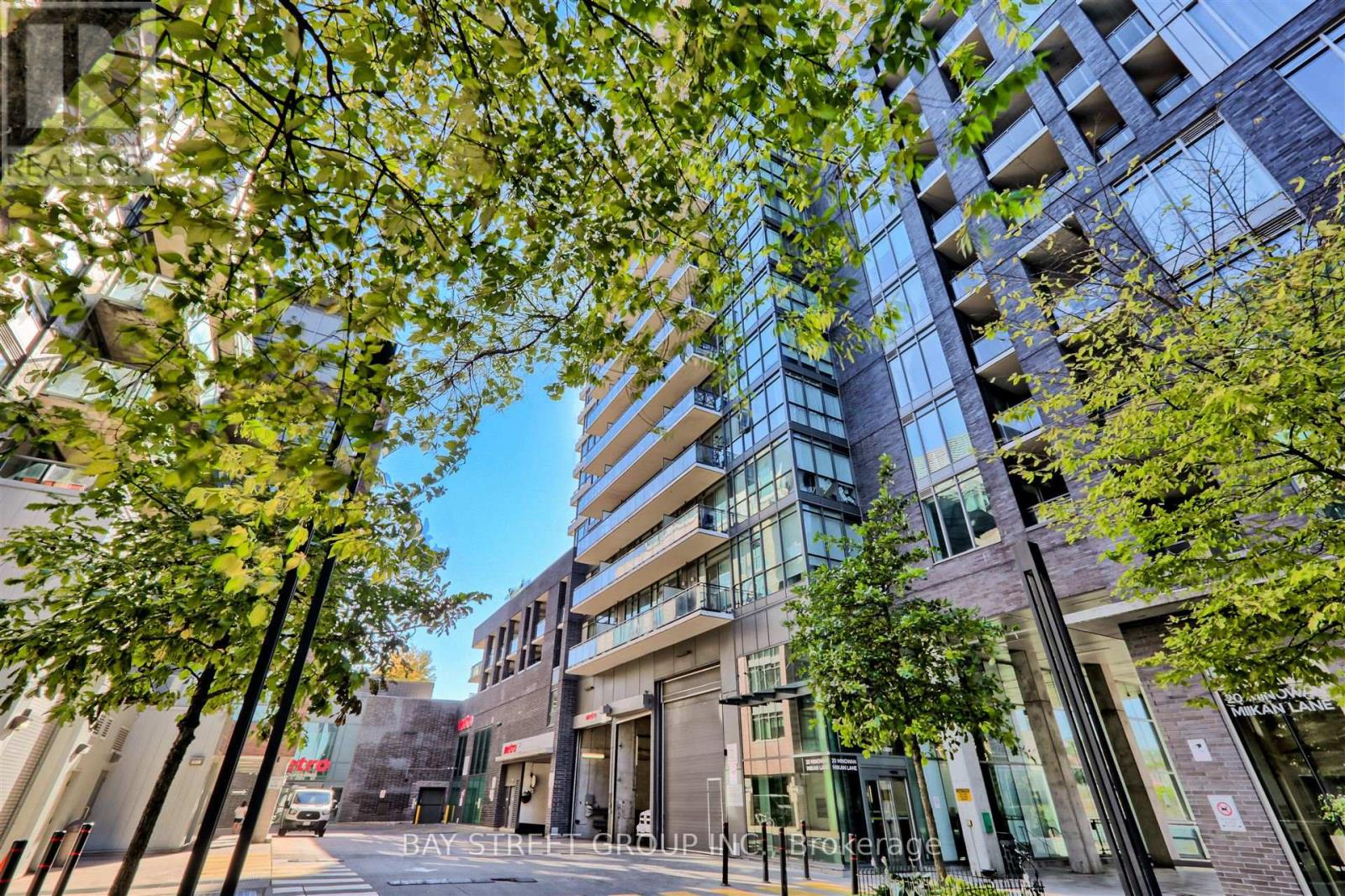 218 - 20 Minowan Miikan Lane, Toronto, Ontario  M6J 0E5 - Photo 1 - C12205653