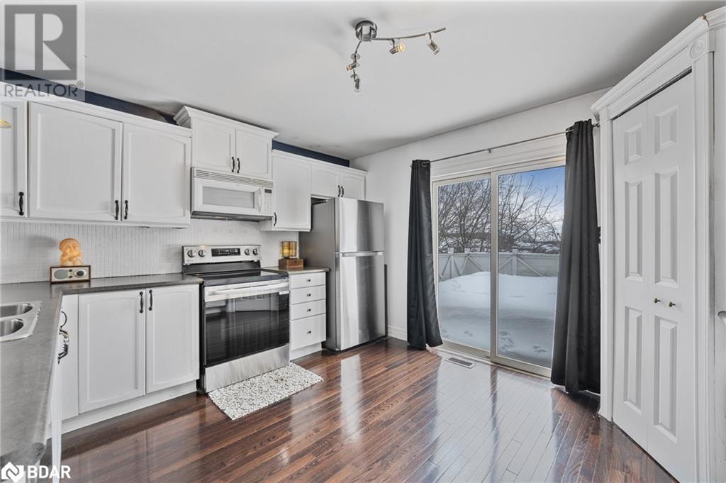 22 Dykstra Drive, Barrie, Ontario  L4N 0E2 - Photo 13 - 40702728