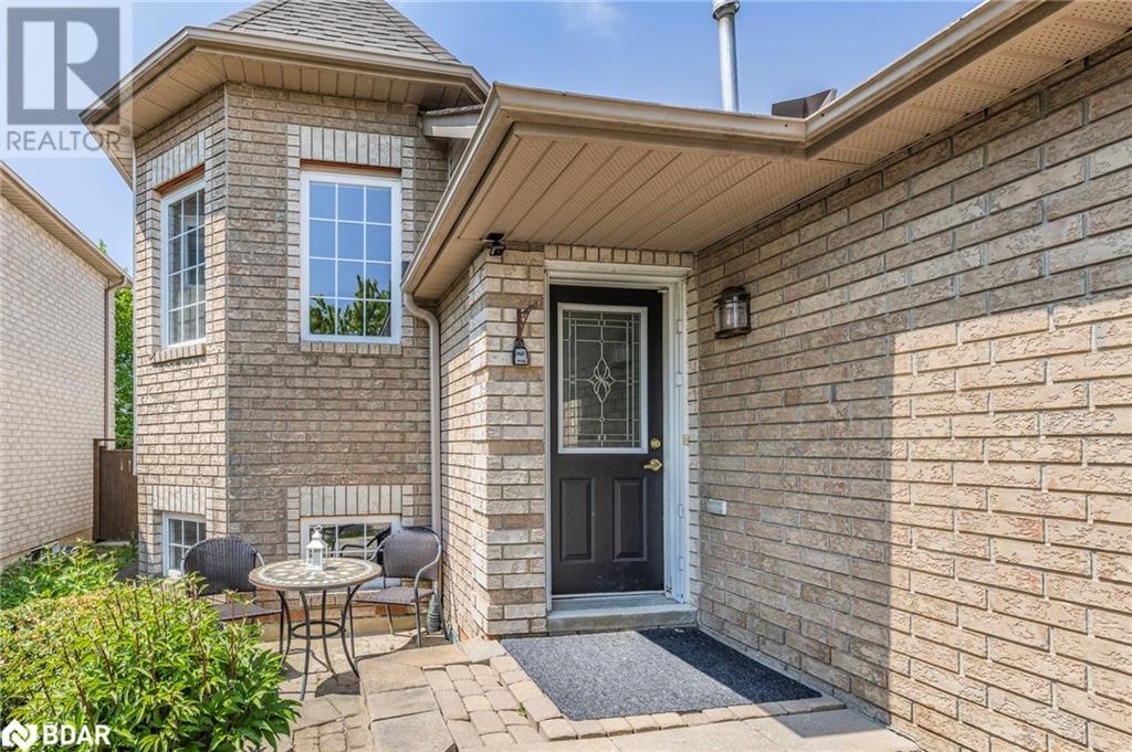 22 Dykstra Drive, Barrie, Ontario  L4N 0E2 - Photo 2 - 40702728