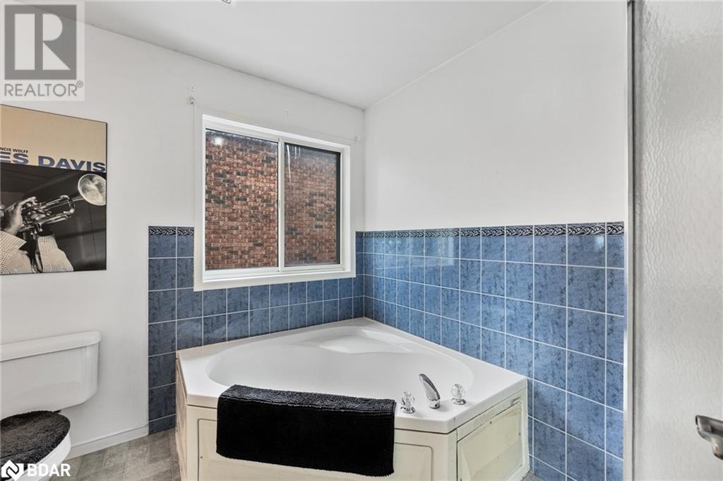 22 Dykstra Drive, Barrie, Ontario  L4N 0E2 - Photo 20 - 40702728