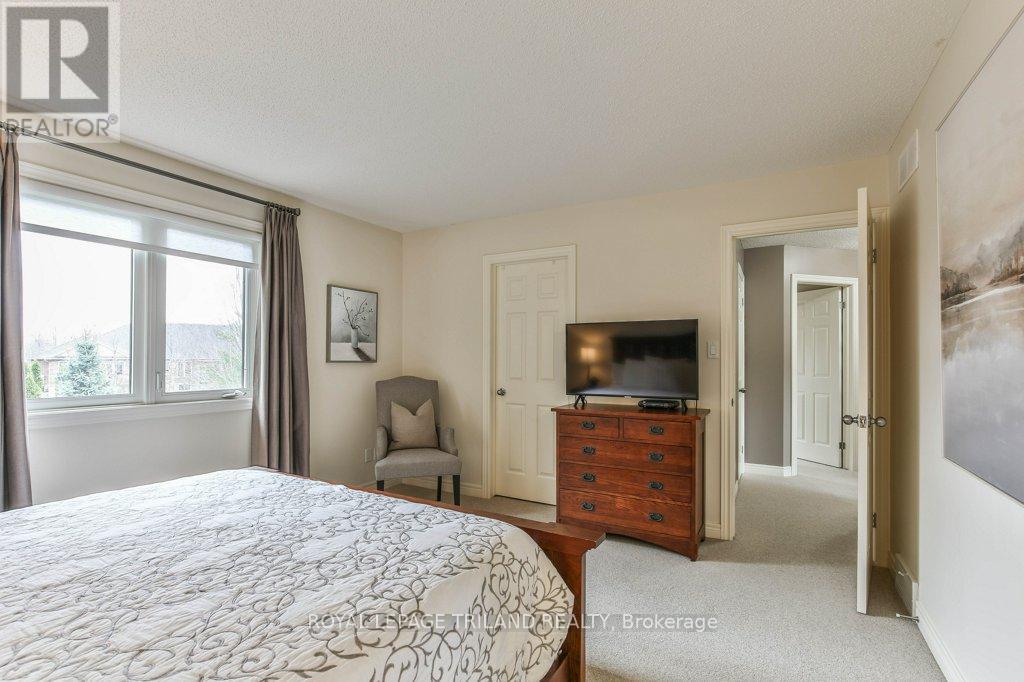 896 Cranbrook Road, London South, Ontario  N6K 4W8 - Photo 24 - X12096971