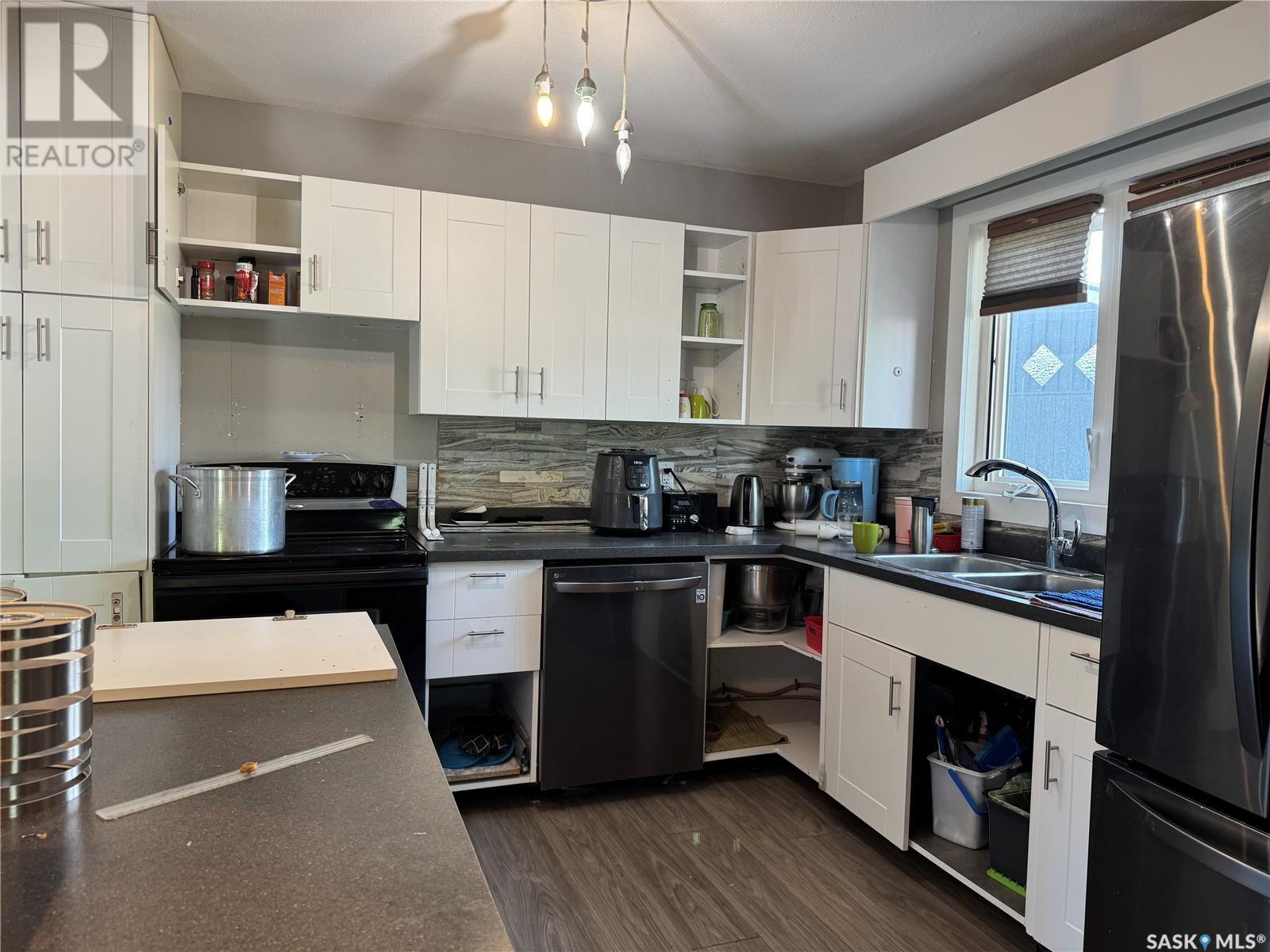 19 Barr Place, Saskatoon, Saskatchewan  S7M 4G1 - Photo 5 - SK008012