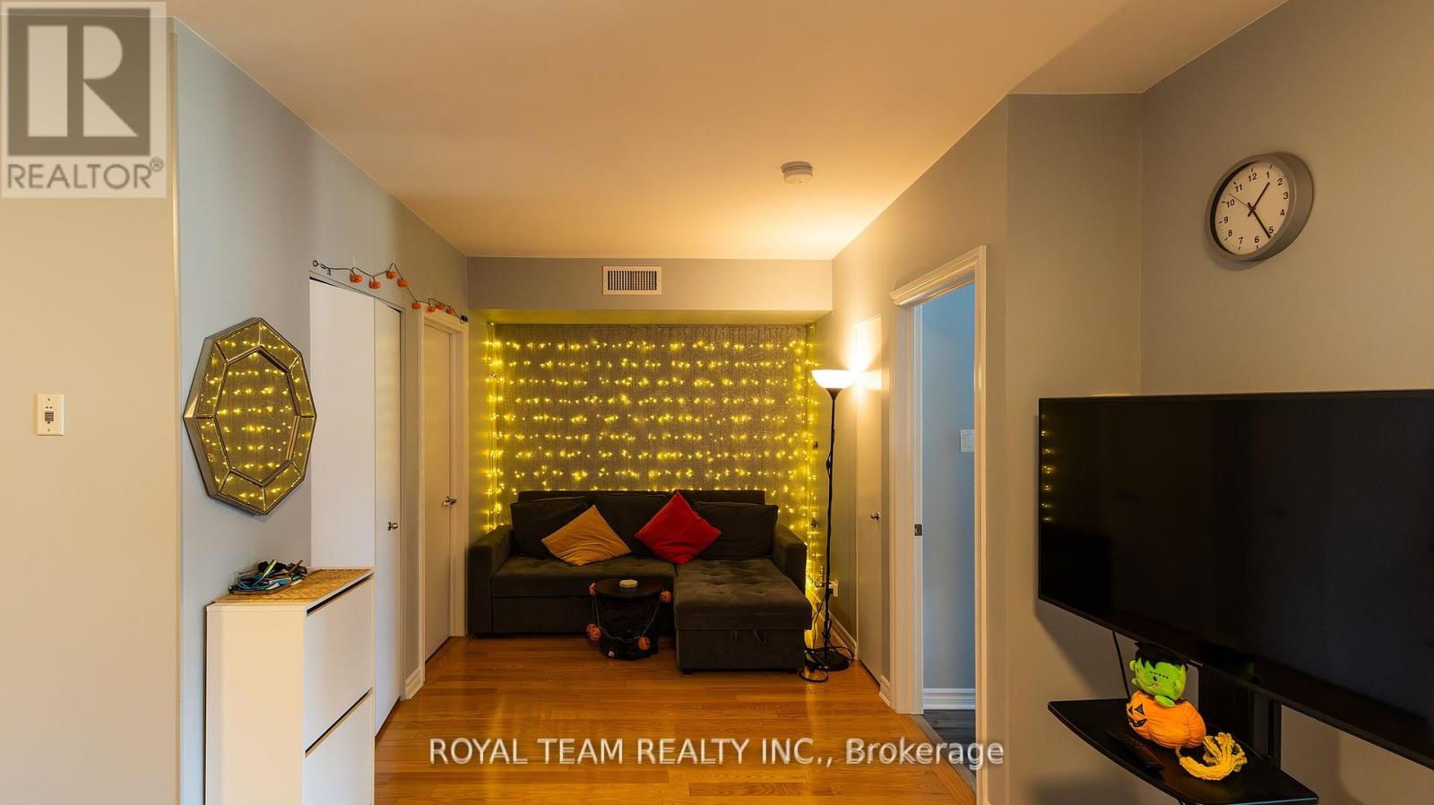 1903 - 234 Rideau Street, Ottawa, Ontario  K1N 0A9 - Photo 14 - X12154515